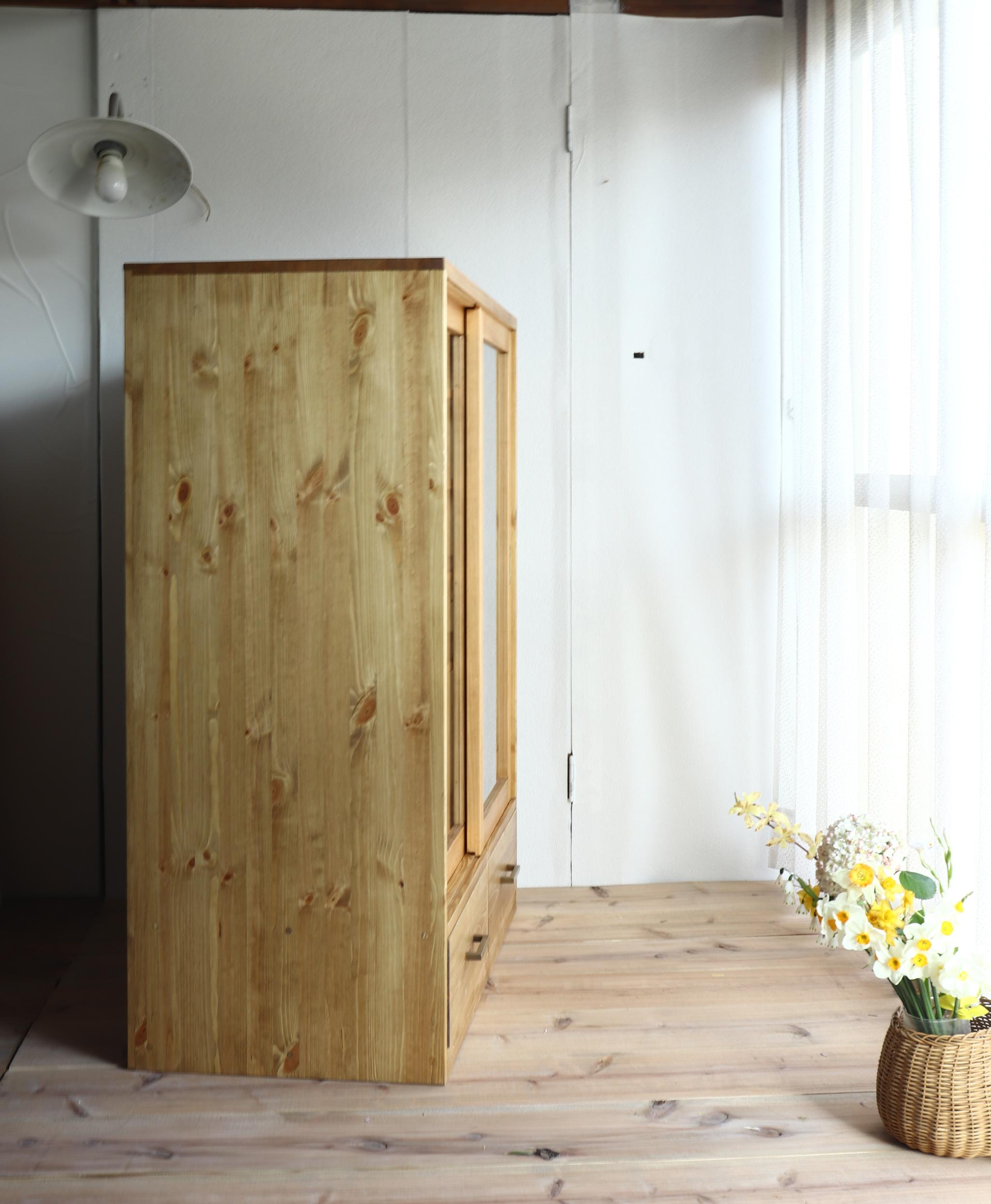 縦長H110ガラス引き戸の棚。サイズオーダー可。食器棚。 | 11枚目