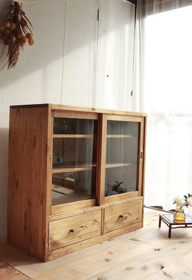 即納。ガラス引き戸の棚Mサイズ。完成品。